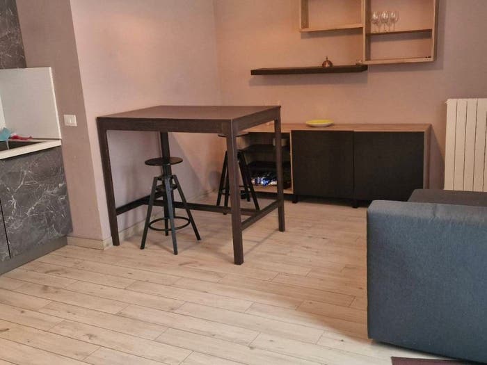 Appartamento bilocale in vendita in Via Antonio Panizzi, Lorenteggio, Milano