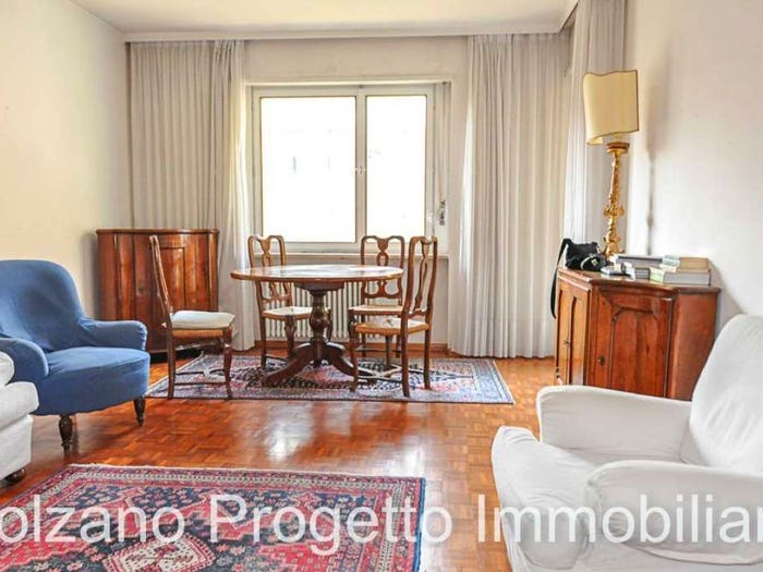 Appartamento trilocale in vendita in Via Segantini, Gries San Quirino, Bolzano