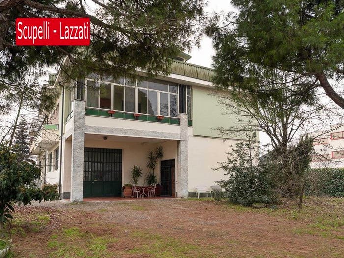 Casa con 6 locali in vendita in Località Medassino, Rondo Carducci Medassino, Voghera