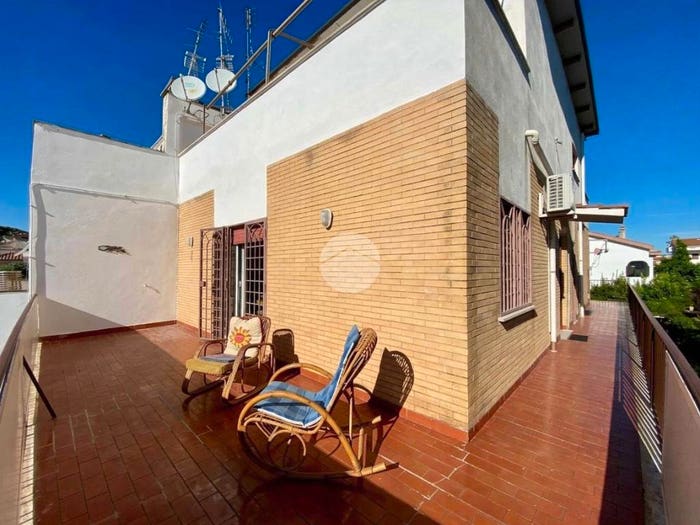 Appartamento trilocale in vendita in Via Elena, Torre Marina Lido di Tirrenella, Ardea
