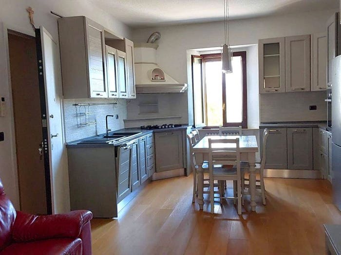 Appartamento trilocale in vendita in Appignano