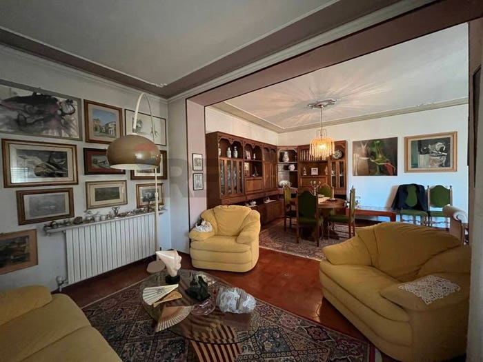 Casa con 6 locali in vendita in Piano Di Coreglia Ghivizzano, Coreglia Antelminelli