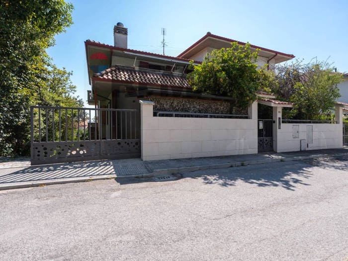Casa con 6 locali in vendita in Marina Di Montemarciano, Montemarciano
