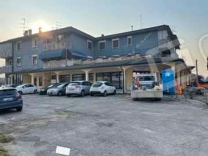 Appartamento con 6 locali in vendita in Via strada delle pila c, Vò, Brendola