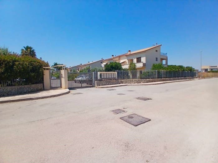 Casa con 6 locali in vendita in Traversa Carrozziere, Carrozziere Sacramento, Siracusa
