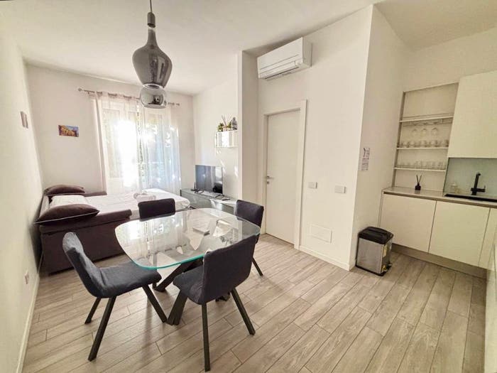 Appartamento trilocale in vendita in Via Sebastiano Veniero, Monte Rosa Lotto, Milano
