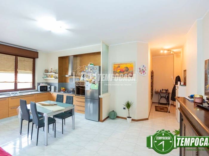 Appartamento trilocale in vendita in Via Luigi D'Andrea, Ombriano Sabbioni San Carlo, Crema