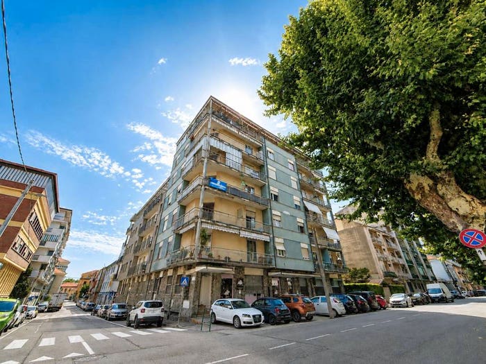 Appartamento quadrilocale in vendita in Via Po, Centro, Chivasso