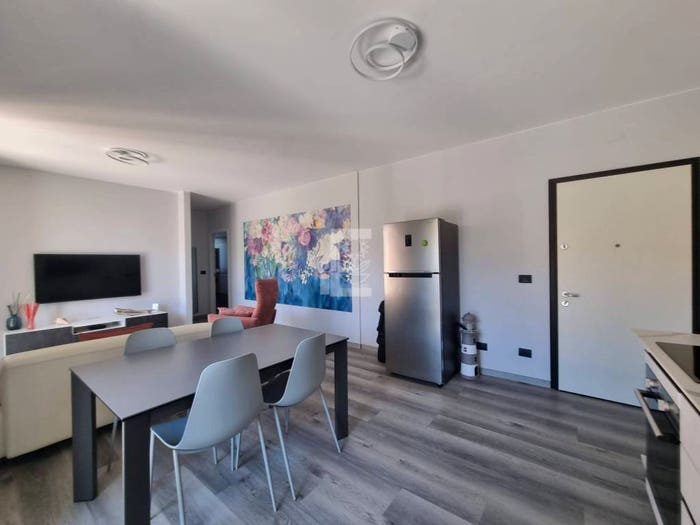 Appartamento trilocale in vendita in Via Giuseppe Garibaldi, Riva Ligure