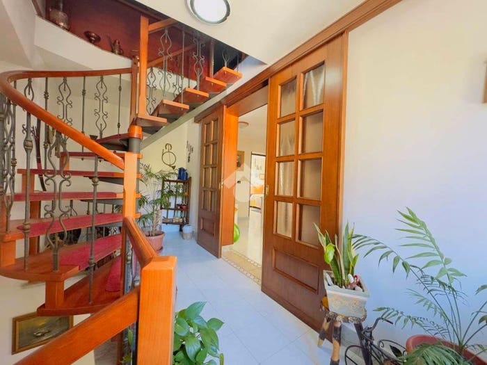 Casa con 6 locali in vendita in VIA SAN ROCCO, Centro, Pietrastornina