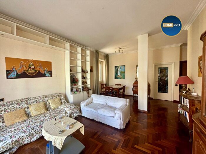 Appartamento trilocale in vendita in via del Vascello, Monteverde Vecchio, Roma
