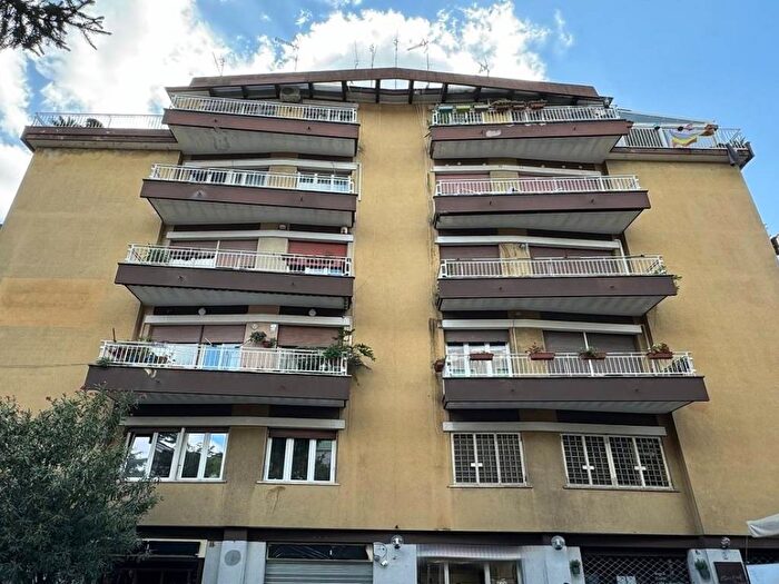 Appartamento trilocale in vendita in Monteverde Vecchio, Roma