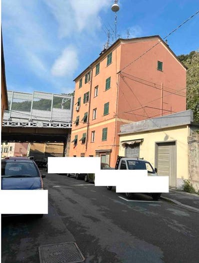 Appartamento trilocale in vendita in Via Bobbio, Staglieno, Genova