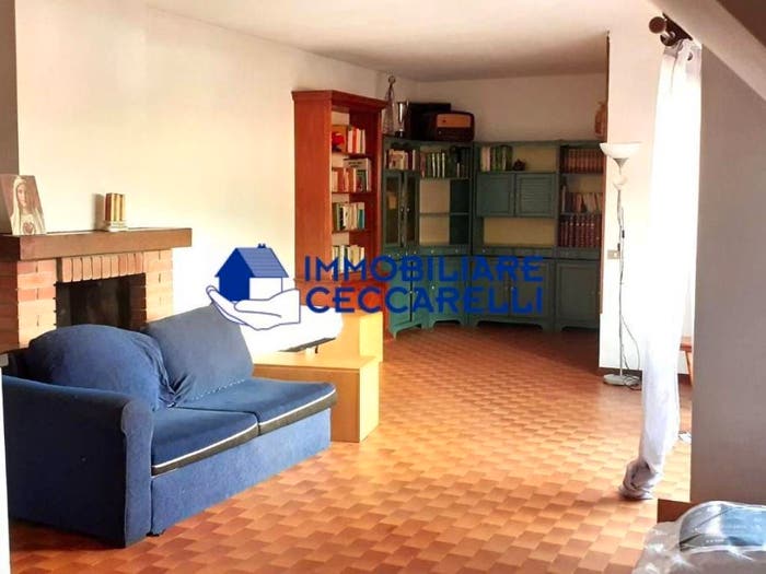 Appartamento con 5 locali in vendita in Viale Roma, Rinchiostra Quercioli, Massa