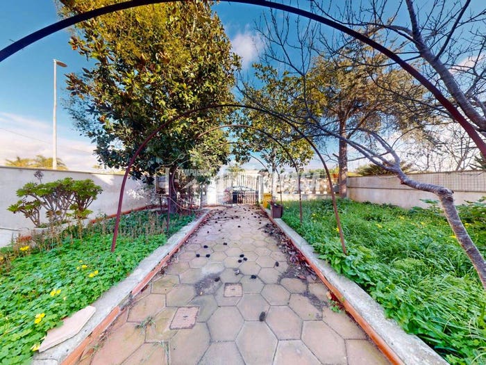 Casa con 5 locali in vendita in Via Luigi Pirandello, Cursi