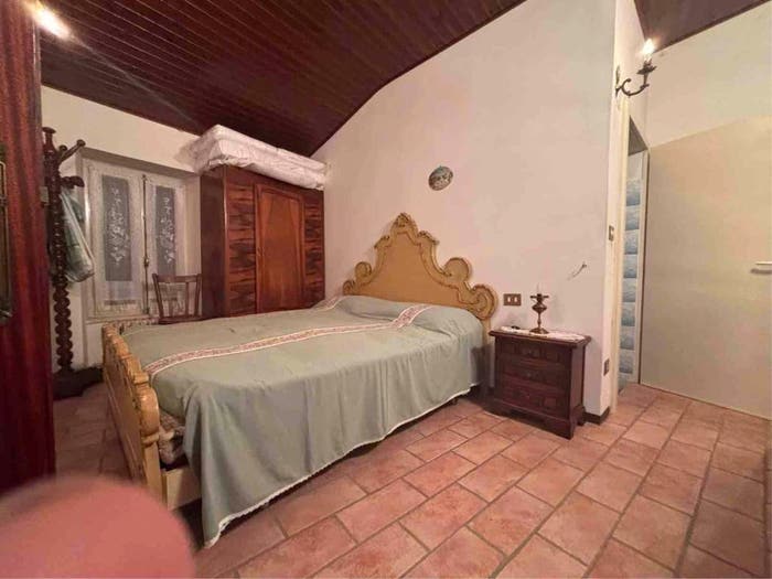 Casa con 6 locali in vendita in Strada Provinciale di Vianino, Varano de' Melegari