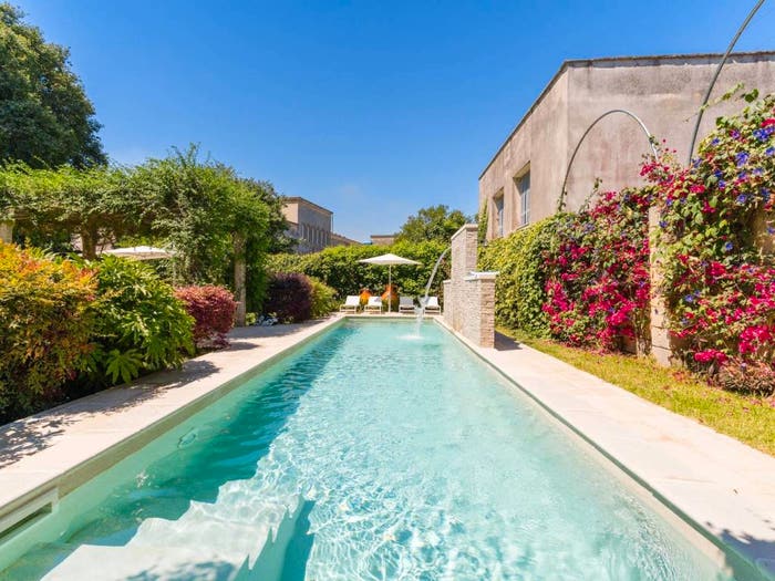 Casa con 6 locali in vendita in Piazza Sant'Antonio, Castrignano de' Greci