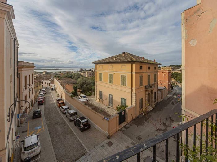 Appartamento con 5 locali in vendita in Via Alberto Lamarmora, Castello, Cagliari