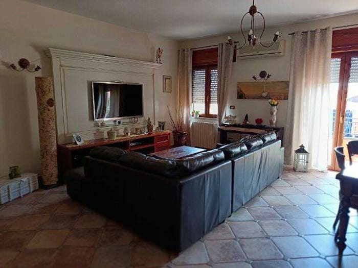 Appartamento quadrilocale in vendita in Via Tito Livio, Arpaia