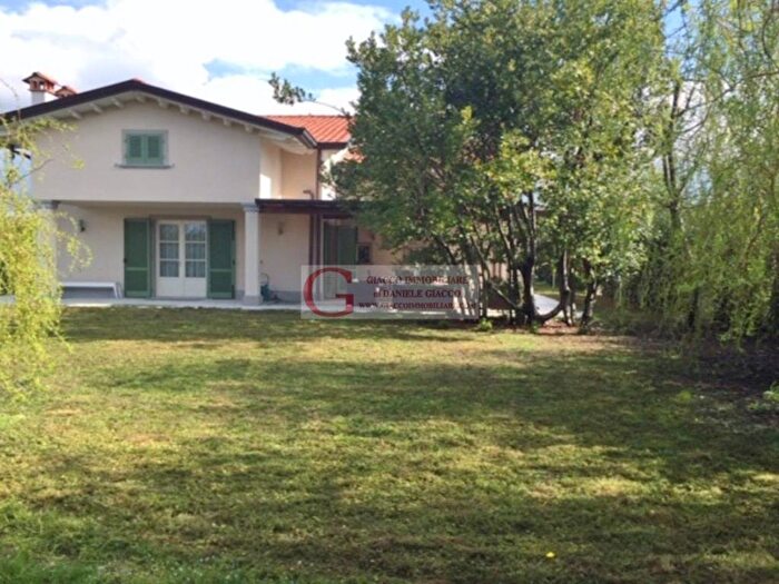 Casa con 6 locali in vendita in Via G Amendola, Caranna, Forte dei Marmi