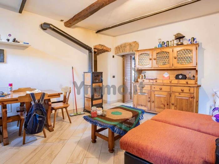 Casa con 6 locali in vendita in Via Vico, Centro, Cuvio