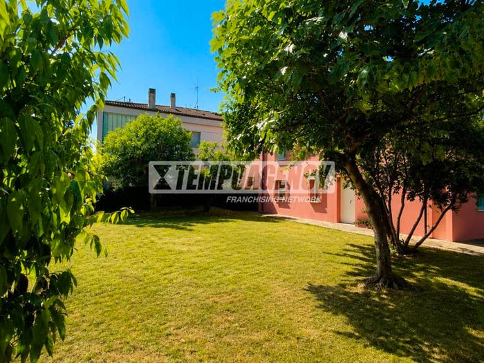 Casa quadrilocale in vendita in Via Crociarone, Castiglione Villa Inferno Montaletto, Cervia