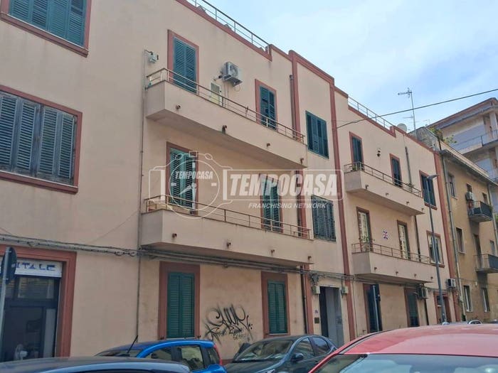 Appartamento monolocale in vendita in Via Maggio, Centro Storico, Messina