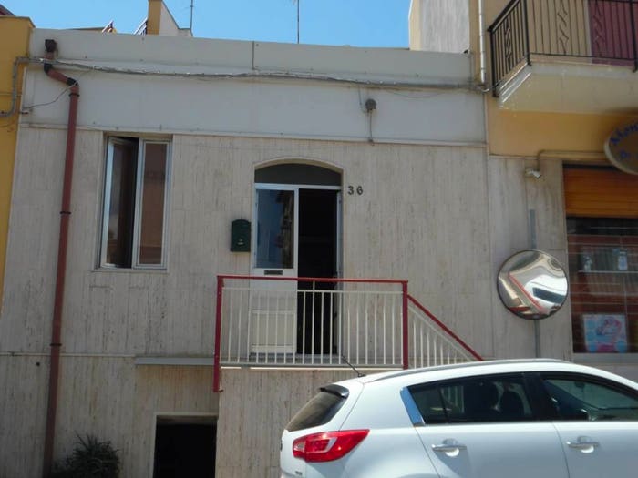 Casa bilocale in vendita in Via Giuseppe Giusti, Floridia