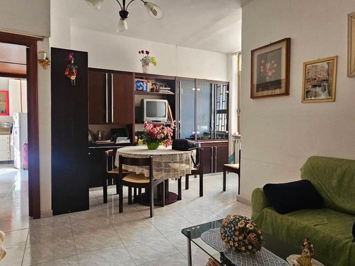 Appartamento trilocale in vendita in Fuorigrotta, Napoli