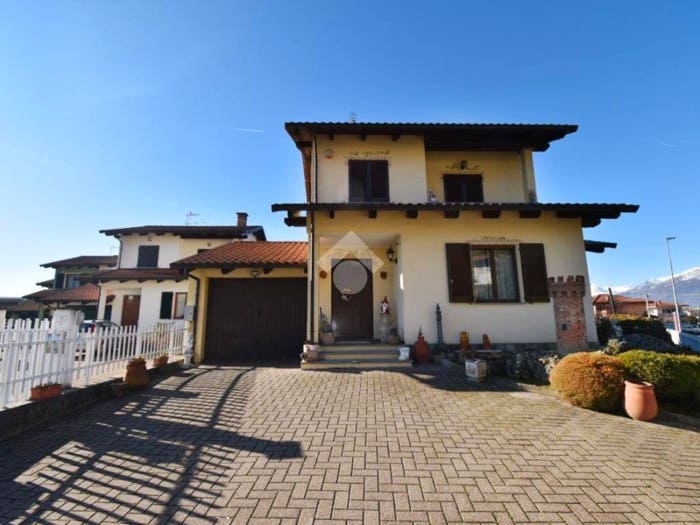 Case in Vendita e in Affitto - 2