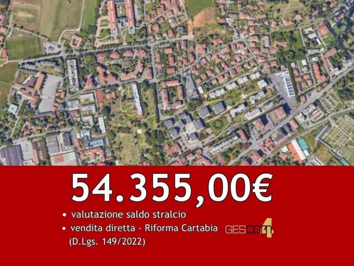 Casa quadrilocale in vendita in Via Buratti, Redona, Bergamo