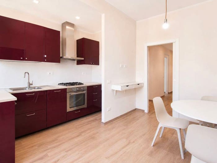 Appartamento trilocale in vendita in Via Francesco Baracca, Saffi, Bologna