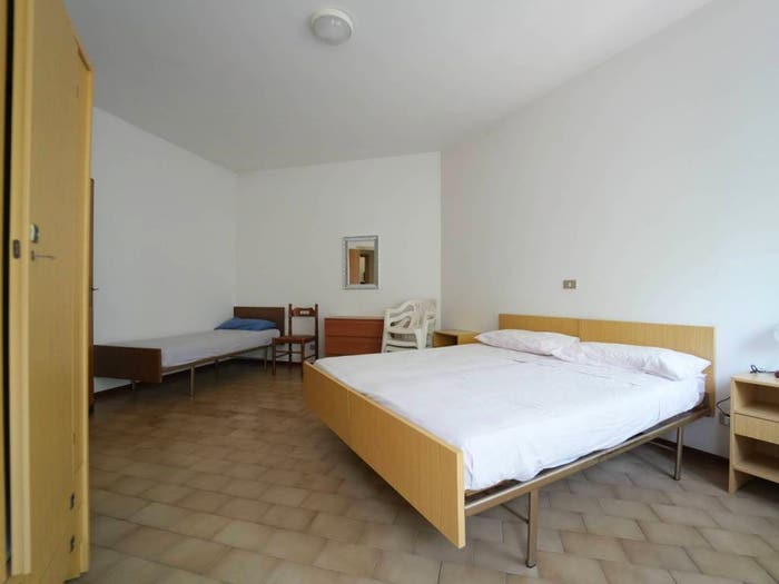 Appartamento con 5 locali in vendita in Via C Pisacane, Cattolica