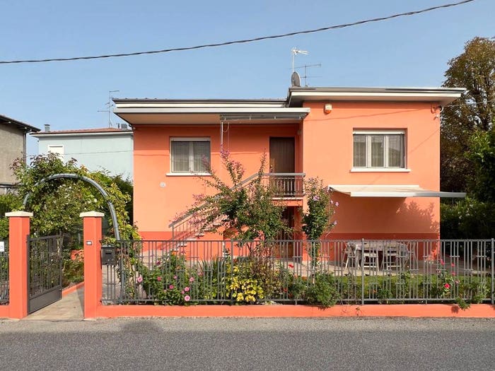Casa con 5 locali in vendita in Via Antonio Gramsci, Centro, Rolo