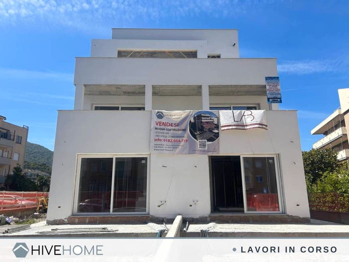 Appartamento trilocale in vendita in Via Rattalino, Marina Di Andora, Andora