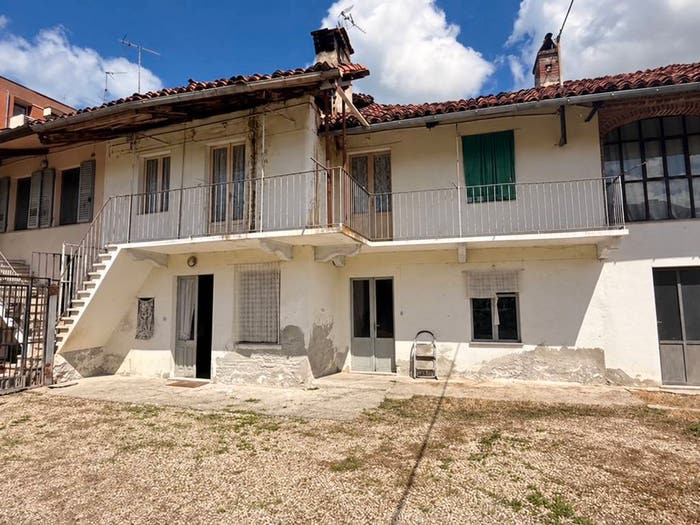 Casa quadrilocale in vendita in Via Primaldo Cassiano, Centro, Racconigi