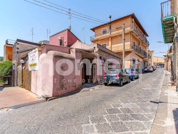 Appartamento quadrilocale in vendita in Via S Nicolò Aci Catena CT Italia, Centro, Aci Catena