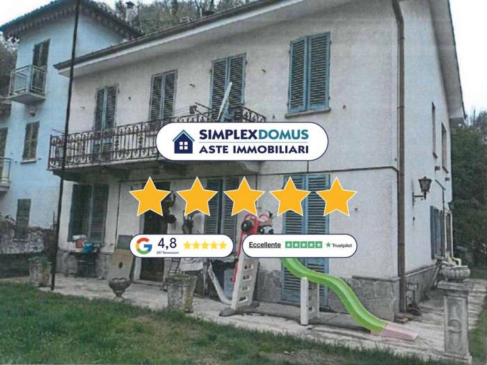 Appartamento con 6 locali in vendita in Vicolo del Tuffo, Incisa Scapaccino