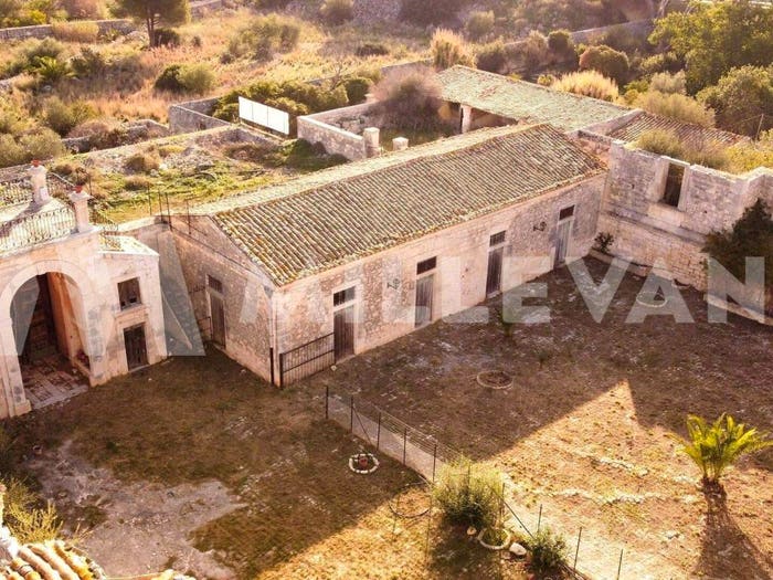 Casa quadrilocale in vendita in Viale delle Industrie, Marina di Modica, Modica
