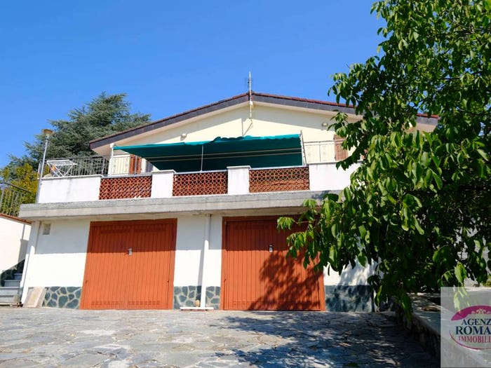 Casa con 6 locali in vendita in Strada Coda, Bric Berton, Ponzone