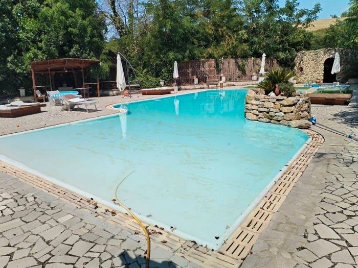 Casa con 6 locali in vendita in Via Madonna Due Ponti, Centro, Capena