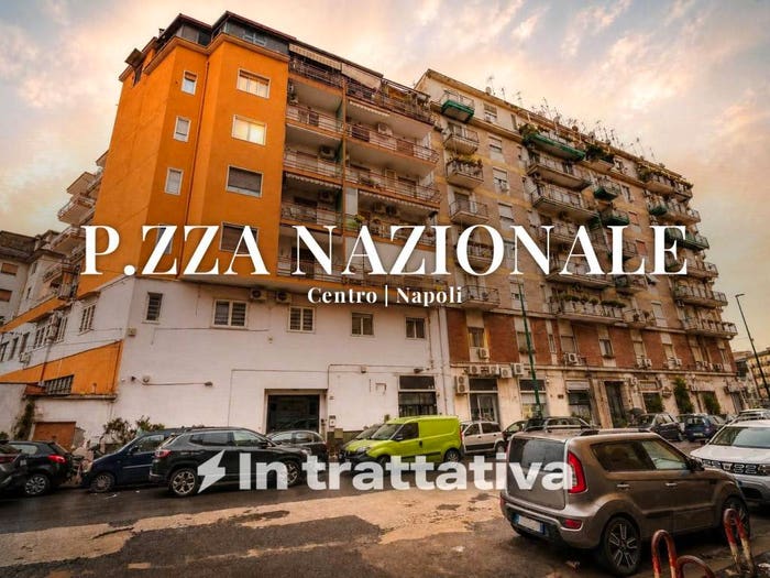Appartamento con 5 locali in vendita in Via Generale Francesco Pignatelli bis, Arenaccia, Napoli