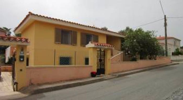 Casa con 6 locali in vendita in Via Leonardo da Vinci, Centro, Orosei