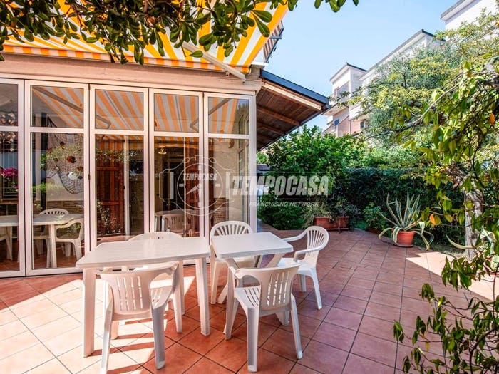 Appartamento trilocale in vendita in Via Sorrento, Marcelli, Numana