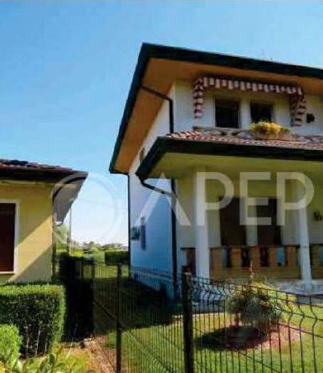 Appartamento trilocale in vendita in Via Agostino Ferrin, Piove di Sacco
