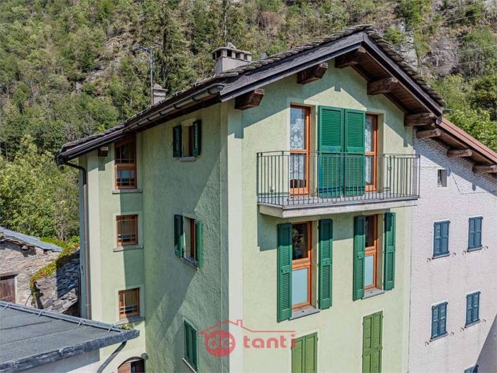 Appartamento con 5 locali in vendita in Via Prestone, Campodolcino