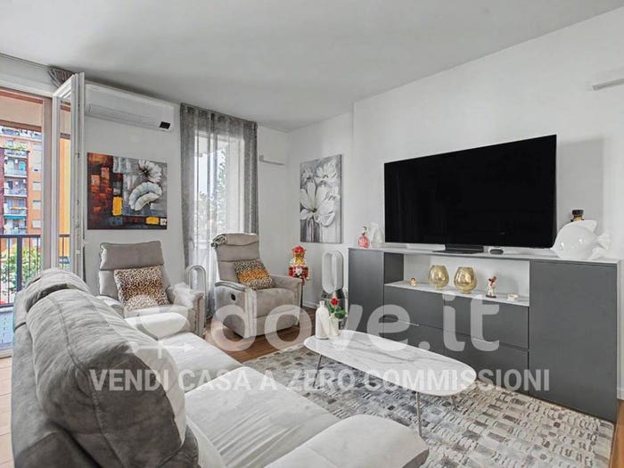 Appartamento trilocale in vendita in Via Antonio Aldini, Quarto Oggiaro, Milano