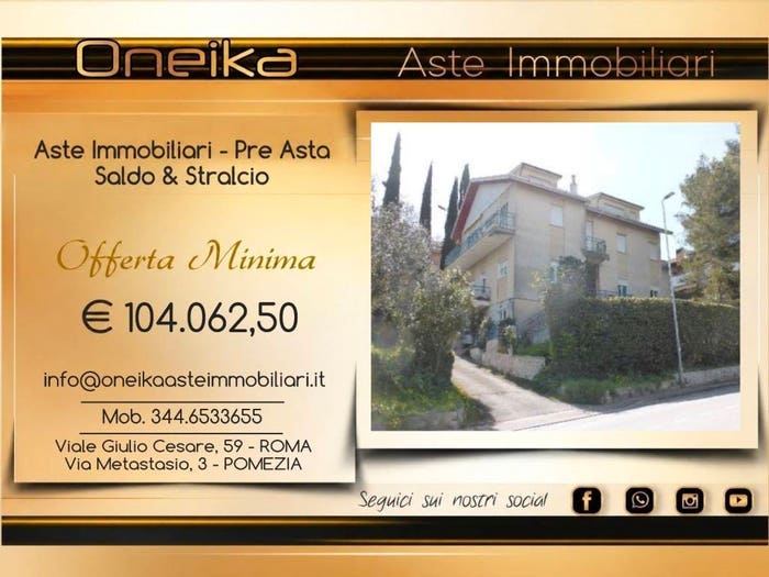 Appartamento con 6 locali in vendita in Via Pompeiana, Centro, Fermo