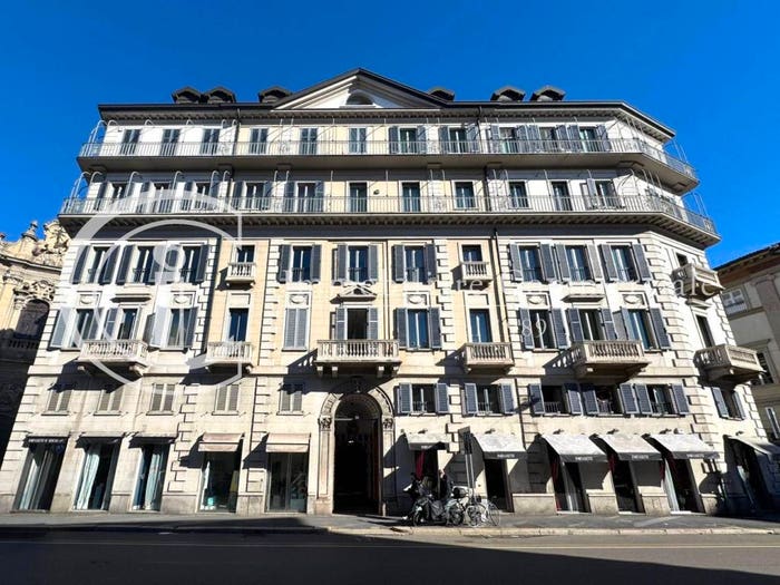 Appartamento bilocale in vendita in Via Senato, Palestro, Milano