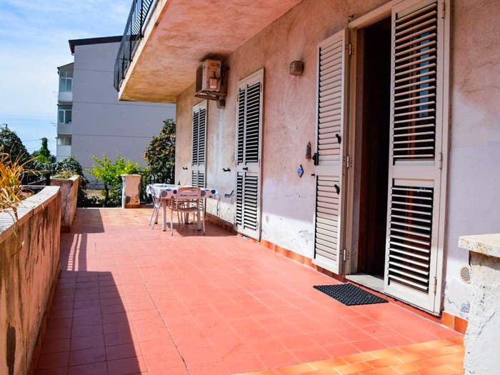 Appartamento con 5 locali in vendita in Via Vittorio Emanuele Orlando, Fiumefreddo di Sicilia